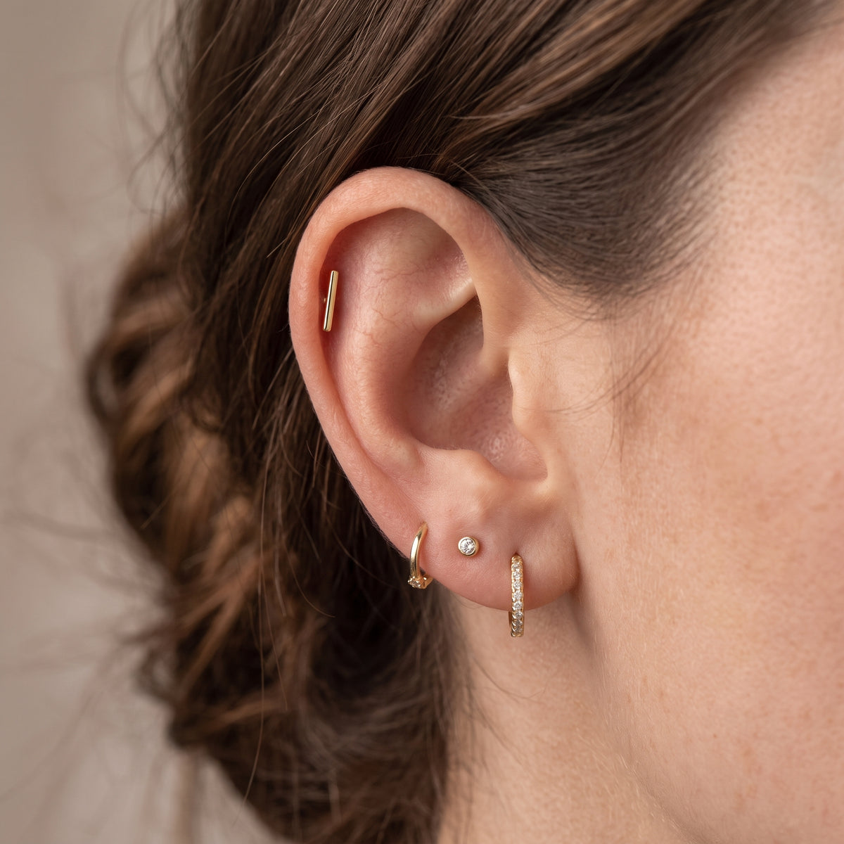 14K Yellow Gold Plain Bar Stud