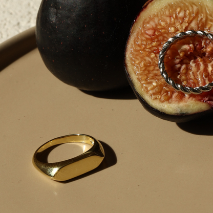 Slim Signet Ring