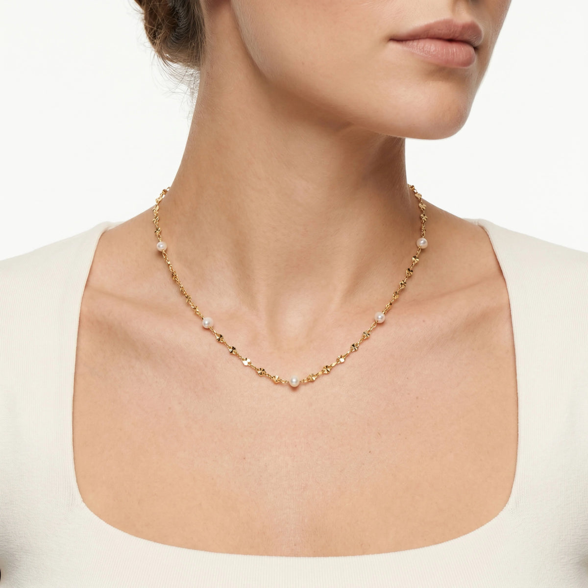 Freshwater Pearl Buckle Chain Necklace